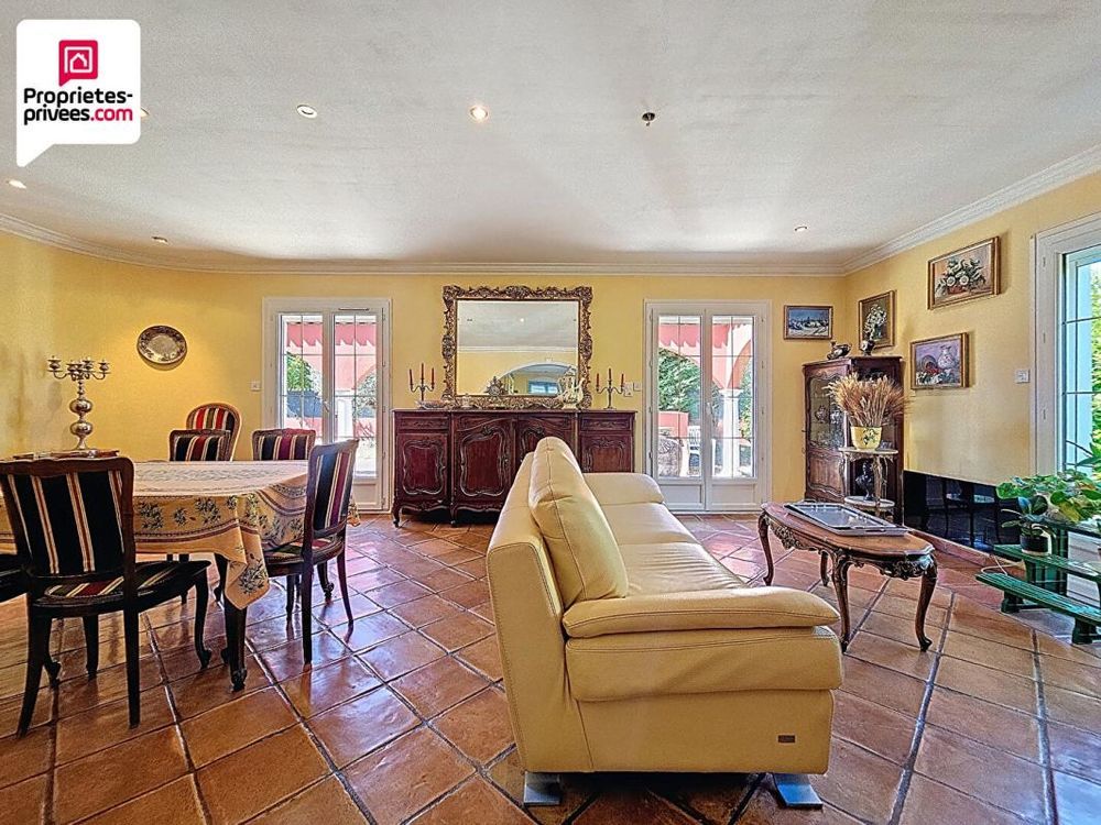 � vendre  Villa Saint-C�zaire-sur-Siagne (06530)