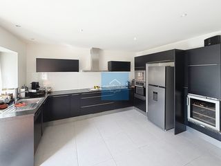  Maison � vendre 5 pi�ces 144 m�