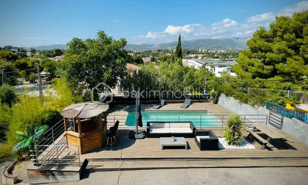 � vendre  Maison Six-Fours-les-Plages (83140)