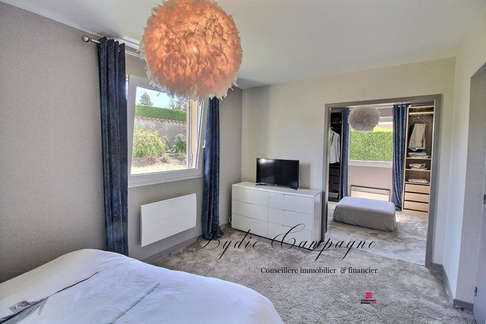 � vendre  Propri�t�/ch�teau Saint-Galmier (42330)