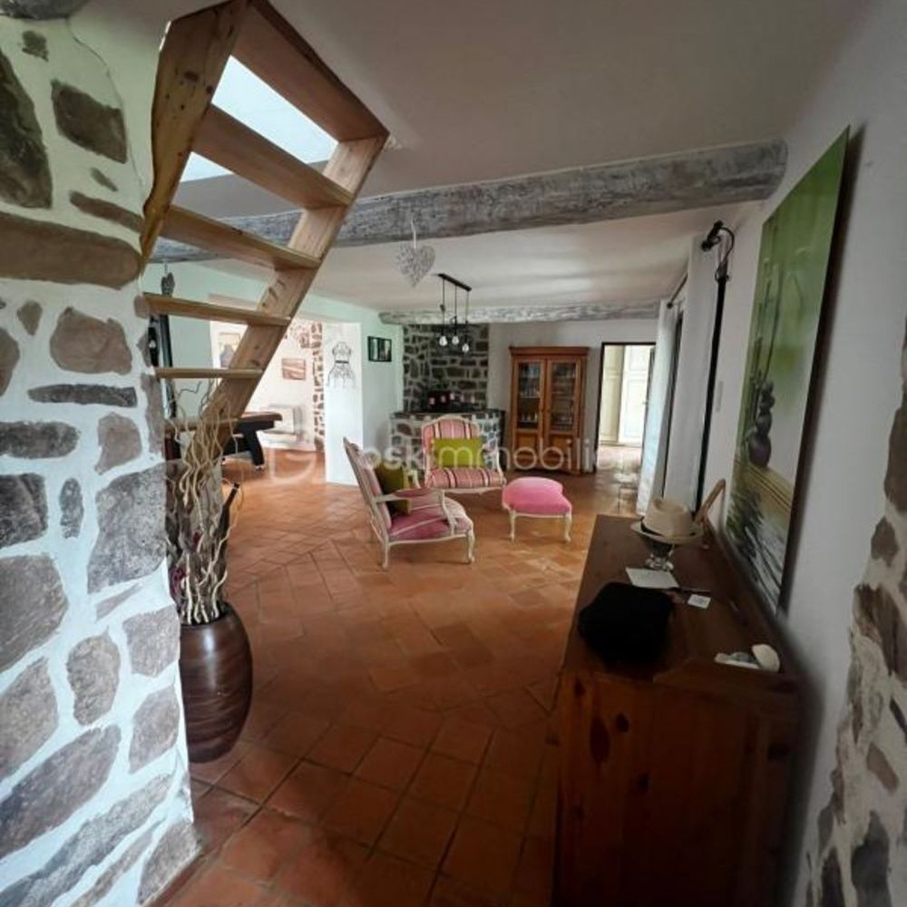 � vendre  Maison Le Luc (83340)