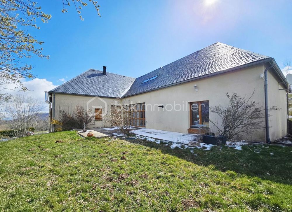 � vendre  Maison Besse-et-Saint-Anastaise (63610)