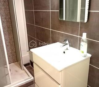  Immeuble � vendre 13 pi�ces 232 m�