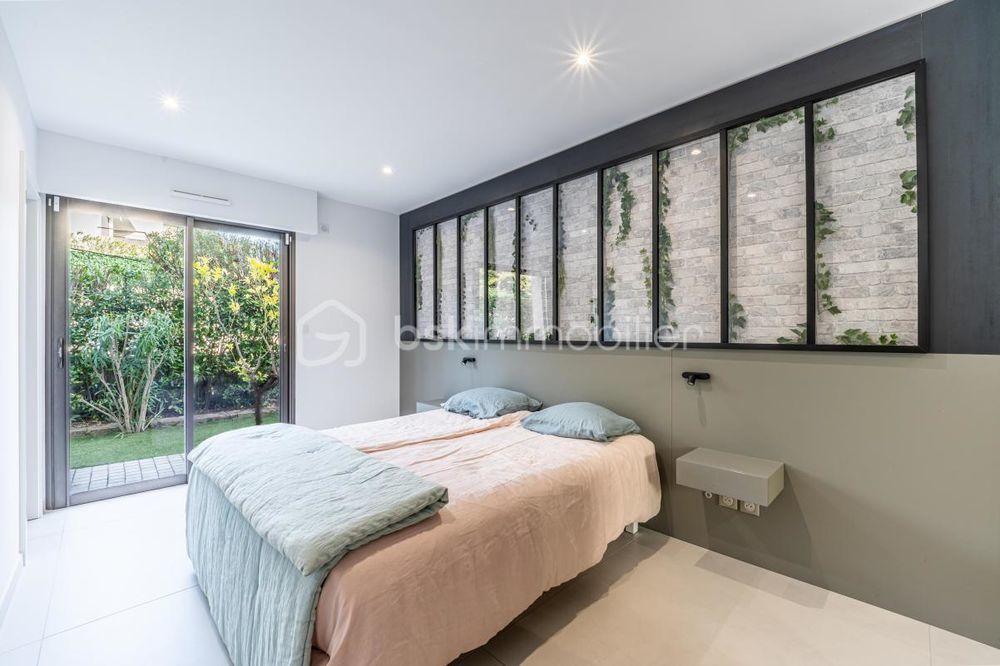 � vendre  Appartement Saint-Rapha�l (83700)