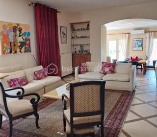  Maison � vendre 8 pi�ces 194 m�