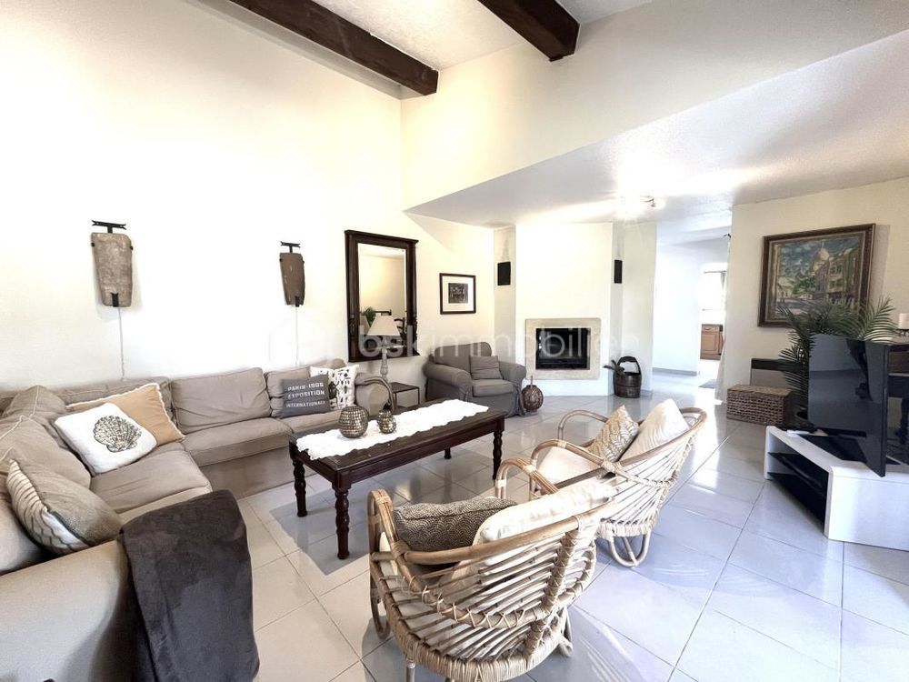 � vendre  Villa Bagnols-en-For�t (83600)