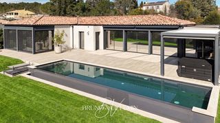  Villa � vendre 7 pi�ces 219 m�