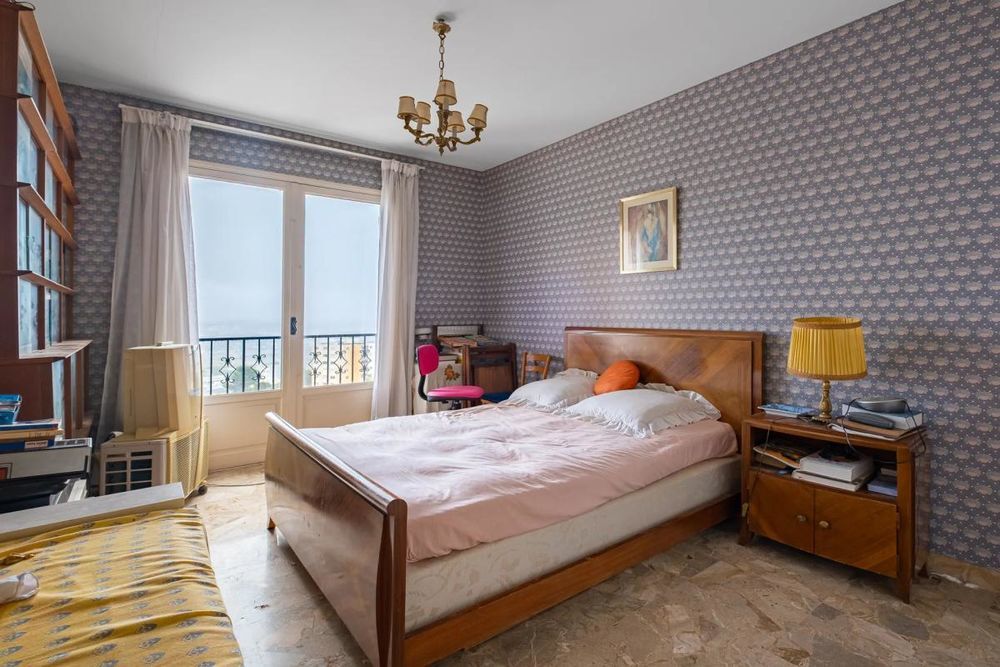 � vendre  Maison Saint-Laurent-du-Var (06700)