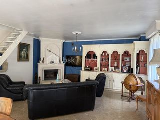  Immeuble � vendre 10 pi�ces 660 m�