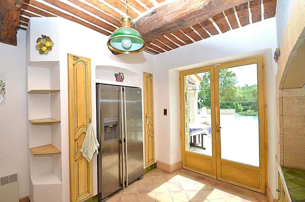 � vendre  Maison Figani�res (83830)