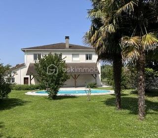  Maison � vendre 9 pi�ces 282 m�