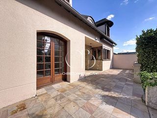  Maison � vendre 8 pi�ces 200 m�