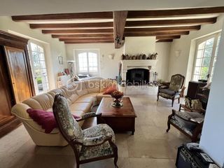  Propri�t�/ch�teau � vendre 9 pi�ces 258 m�