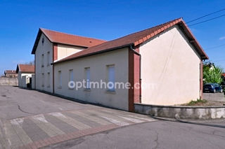  Immeuble � vendre 15 + pi�ces 550 m�