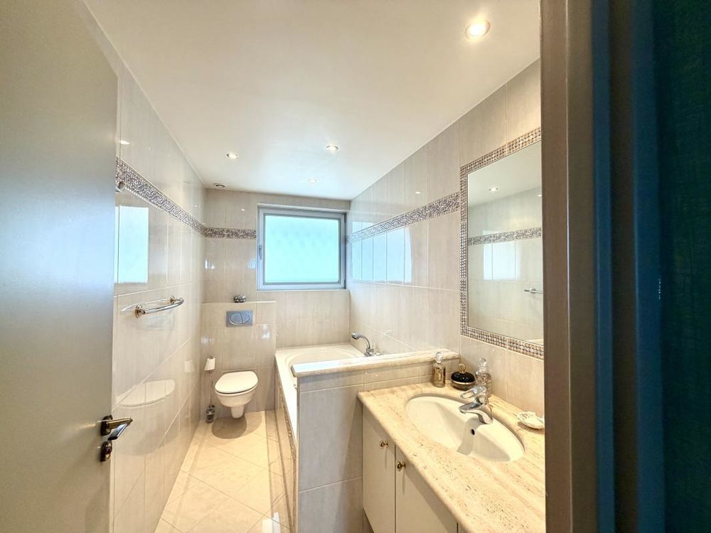 � vendre  Appartement Villeneuve-Loubet (06270)