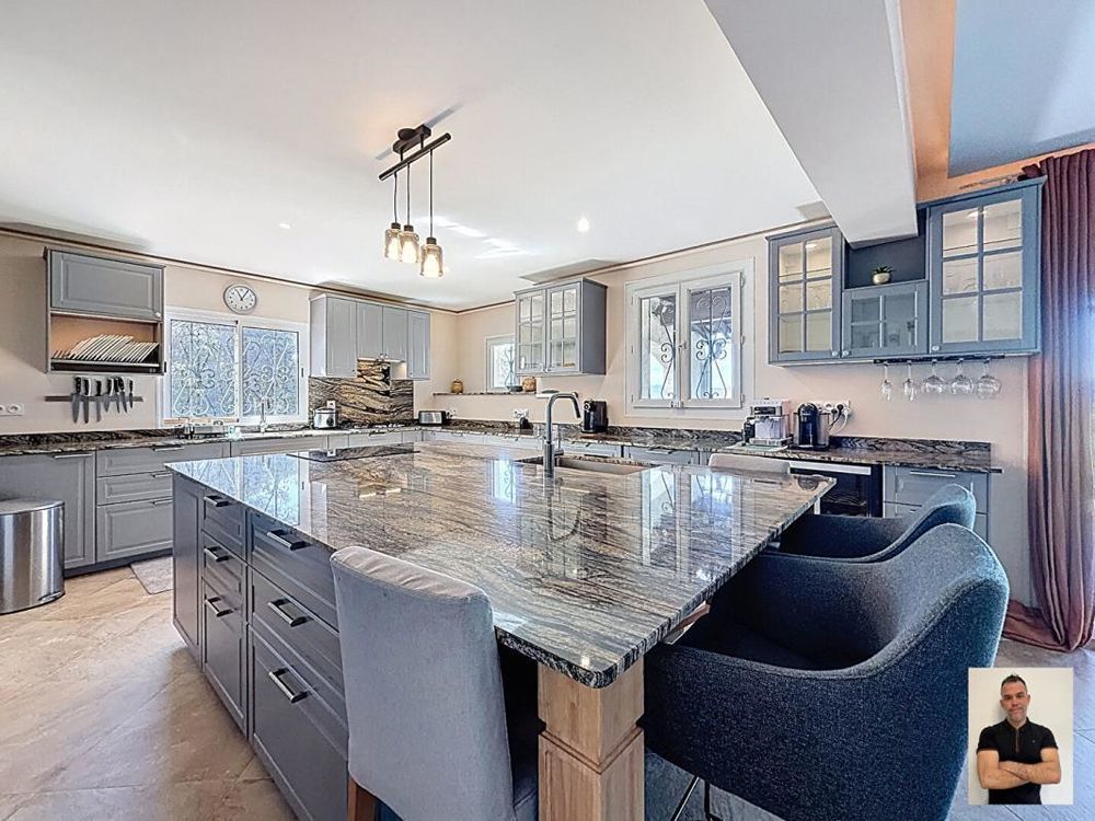 � vendre  Maison Carc�s (83570)