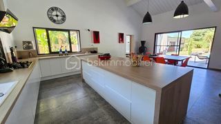  Maison � vendre 7 pi�ces 194 m�