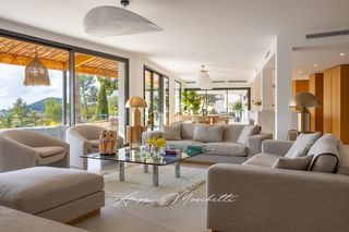  Maison � vendre 8 pi�ces 450 m�