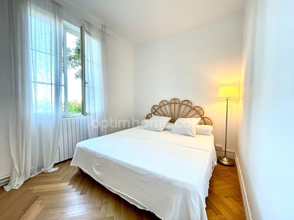 � vendre  Propri�t�/ch�teau Aigues-Mortes (30220)