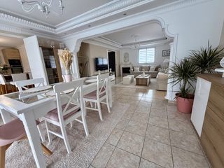  Maison � vendre 9 pi�ces 180 m�