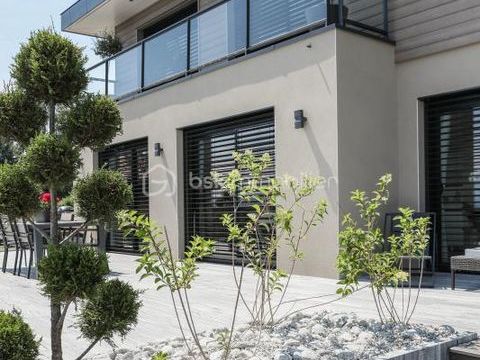   Jolie maison individuelle sur terrain plat / Belles prestations Maison - 5 pi�ce(s) - 106 m�