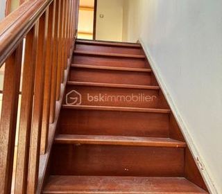  Propri�t�/ch�teau � vendre 9 pi�ces 218 m�