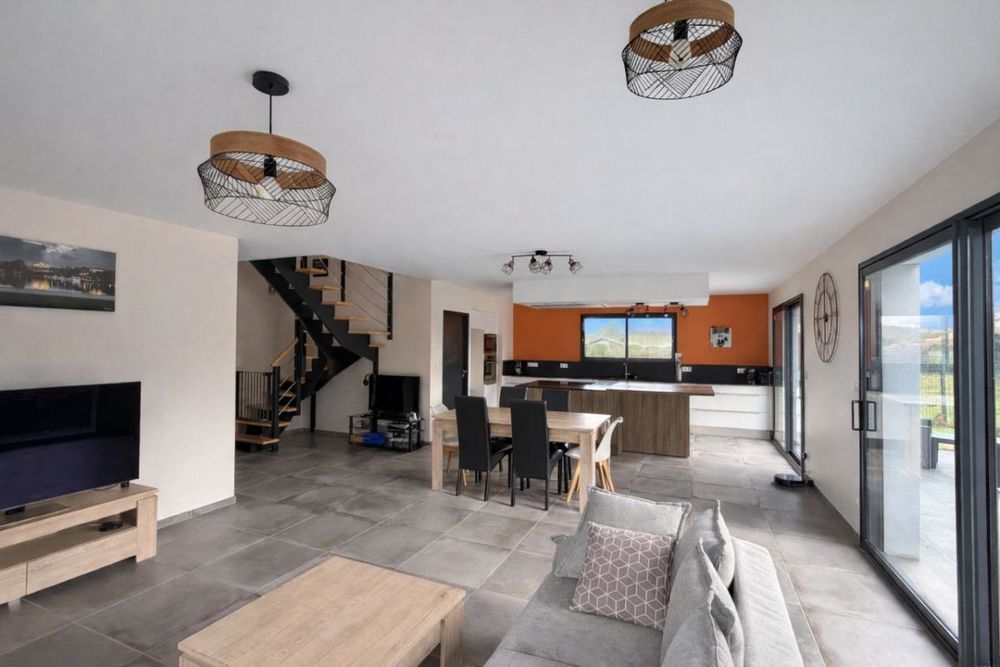 � vendre  Maison Salles (33770)