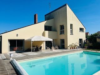  Maison � vendre 11 pi�ces 359 m�