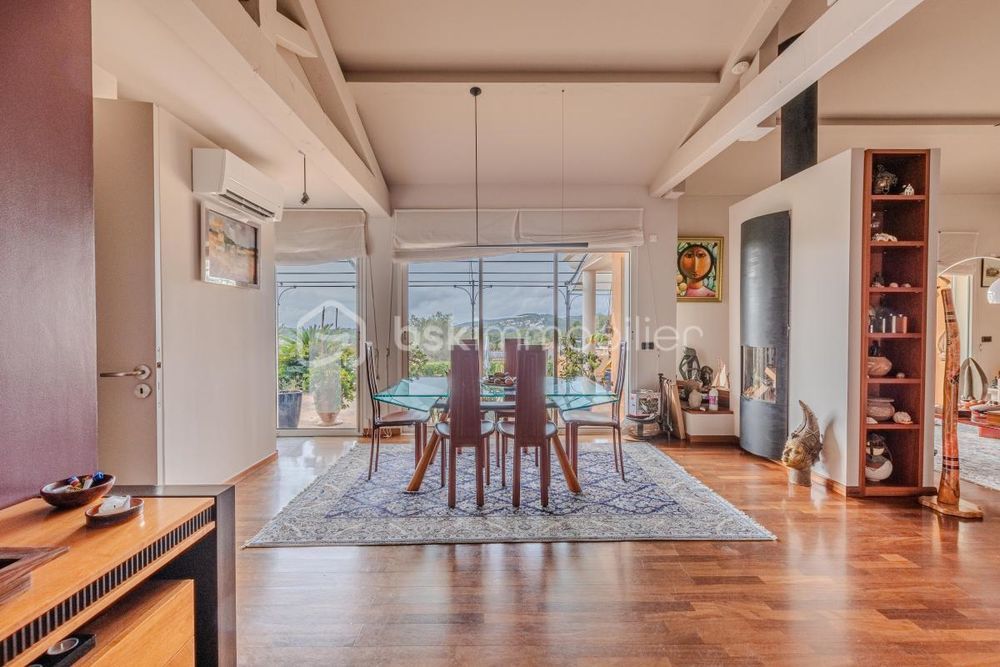 � vendre  Villa Sanary-sur-Mer (83110)