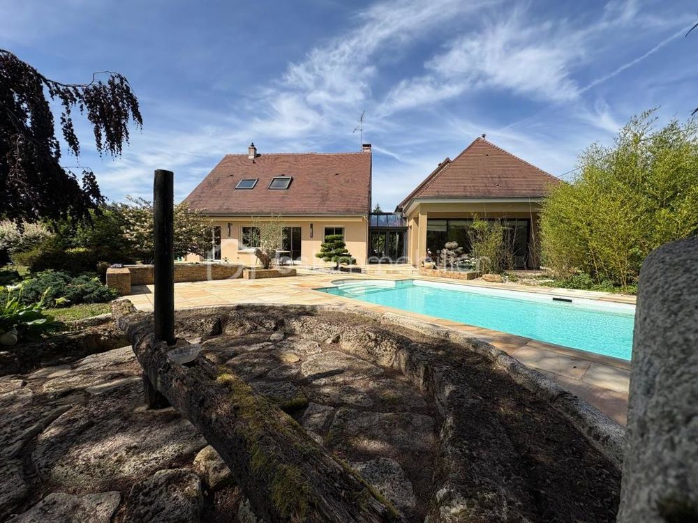 � vendre  Propri�t�/ch�teau Ruaudin (72230)