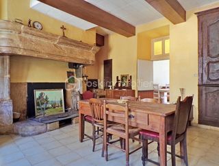  Immeuble � vendre 13 pi�ces 325 m�