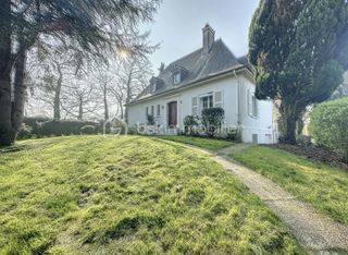  Propri�t�/ch�teau � vendre 11 pi�ces 150 m�