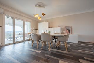  Maison � vendre 8 pi�ces 166 m�