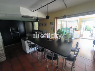  Maison � vendre 6 pi�ces 211 m�