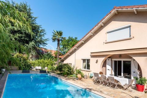  Maison avec piscine proche la soie Maison - 6 pi�ce(s) - 162 m�