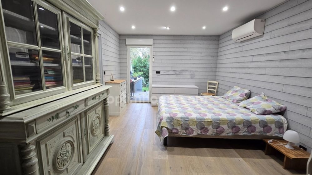 � vendre  Villa L�ognan (33850)