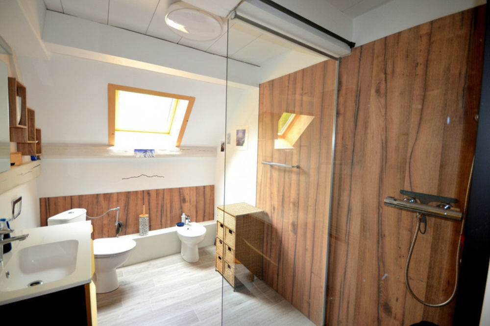 � vendre  Chalet Ugine (73400)