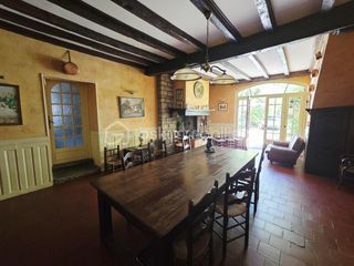  Propri�t�/ch�teau � vendre 15 + pi�ces 500 m�