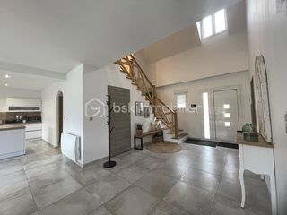  Maison � vendre 7 pi�ces 222 m�