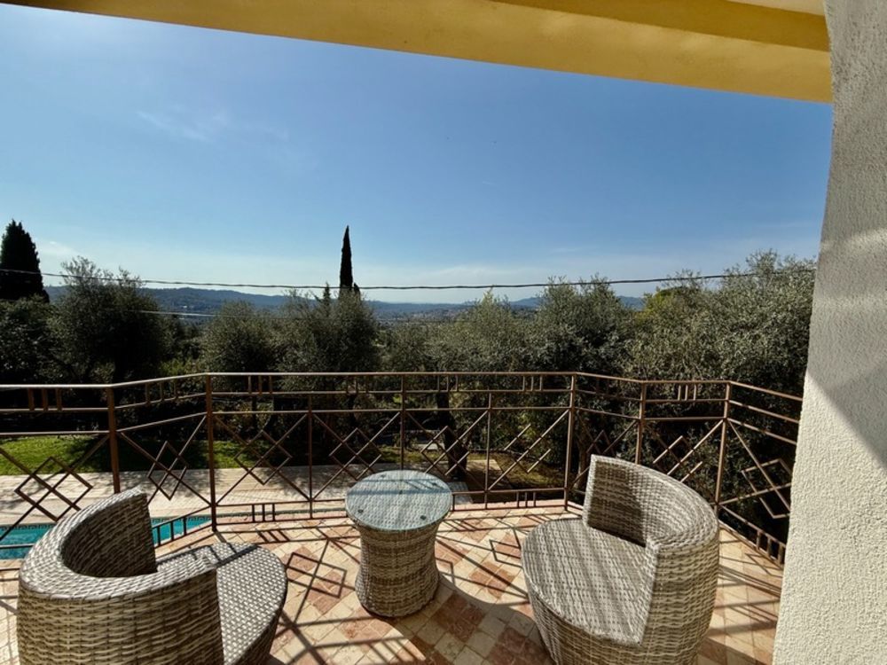 � vendre  Villa Grasse (06130)