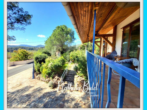   � vendre � Roquebrun � Authentique maison familiale avec vue imprenable sur la vall�e Maison - 5 pi�ce(s) - 145 m�