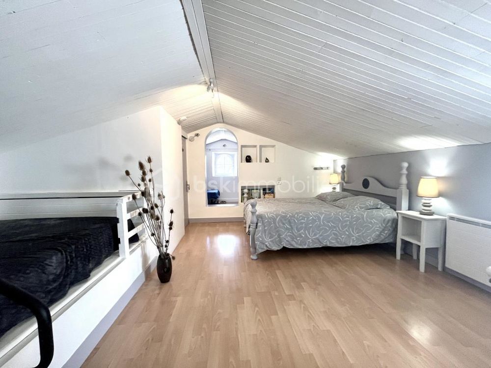 � vendre  Maison Saint-Paul-en-For�t (83440)