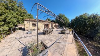  Maison � vendre 8 pi�ces 210 m�