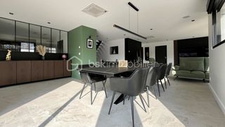  Maison � vendre 7 pi�ces 245 m�