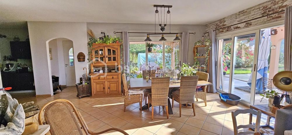 � vendre  Villa Cuttoli-Corticchiato (20167)