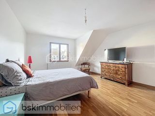  Maison � vendre 10 pi�ces 215 m�