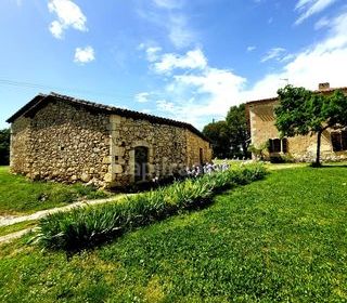  Maison � vendre 8 pi�ces 220 m�