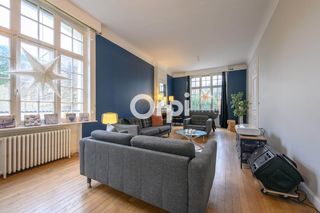  Maison � vendre 9 pi�ces 313 m�