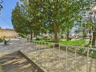  Propri�t�/ch�teau � vendre 9 pi�ces 280 m�