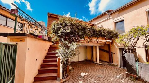   Duplex au calme absolu avec grande terrasse et cour sur la commune de Irigny 3 pi�ce(s) 80.66 m2 Appartement - 3 pi�ce(s) - 80 m�